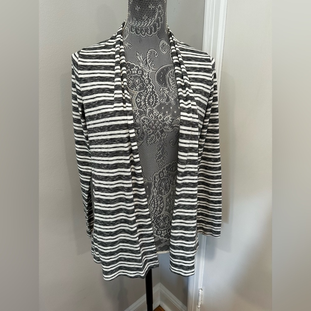 LL BEAN Women’s Lightweight Stripes Small Shawl Collared Open Cardigan.
